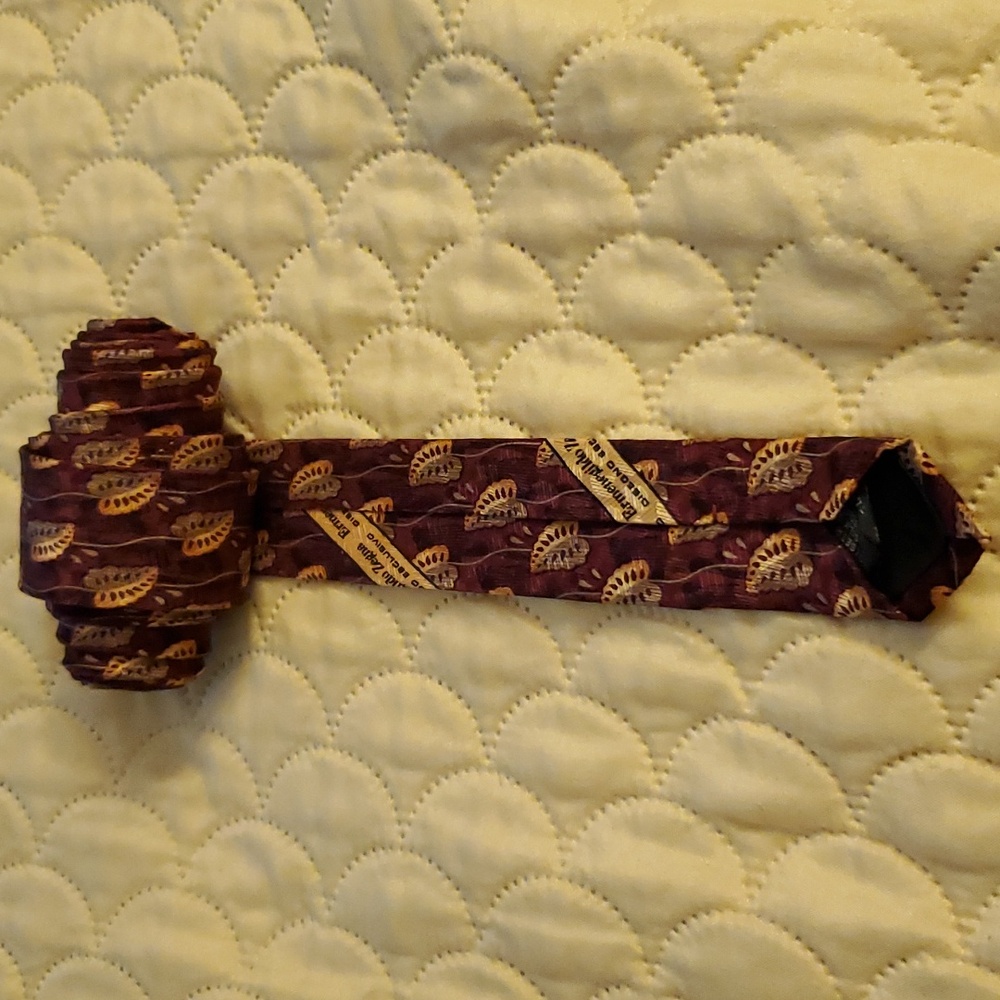 Necktie - Picture 3 of 3